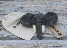 Load image into Gallery viewer, STAMPEDE Limited Edition Key Chain - Elephant